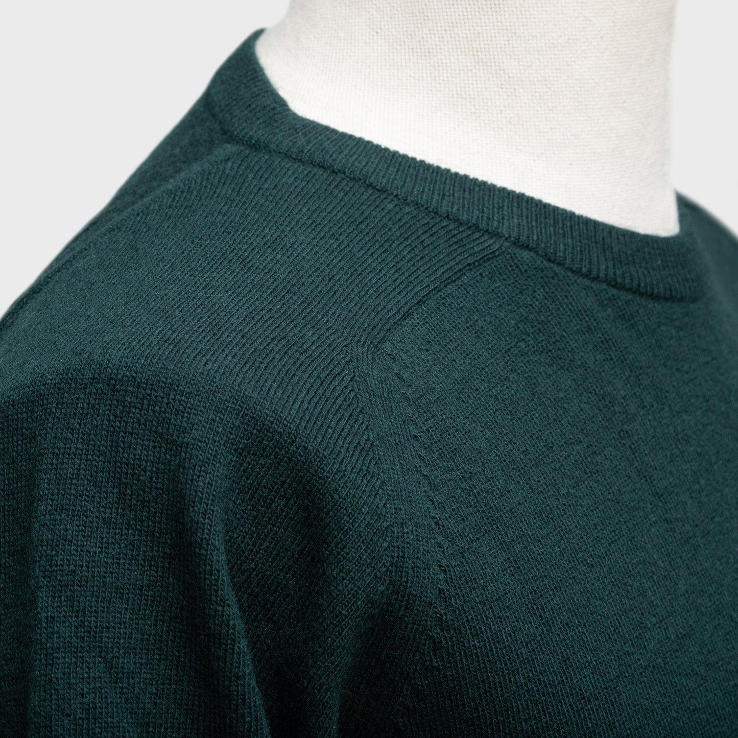 Pull à col rond en pure laine d'agneau, vert foncé