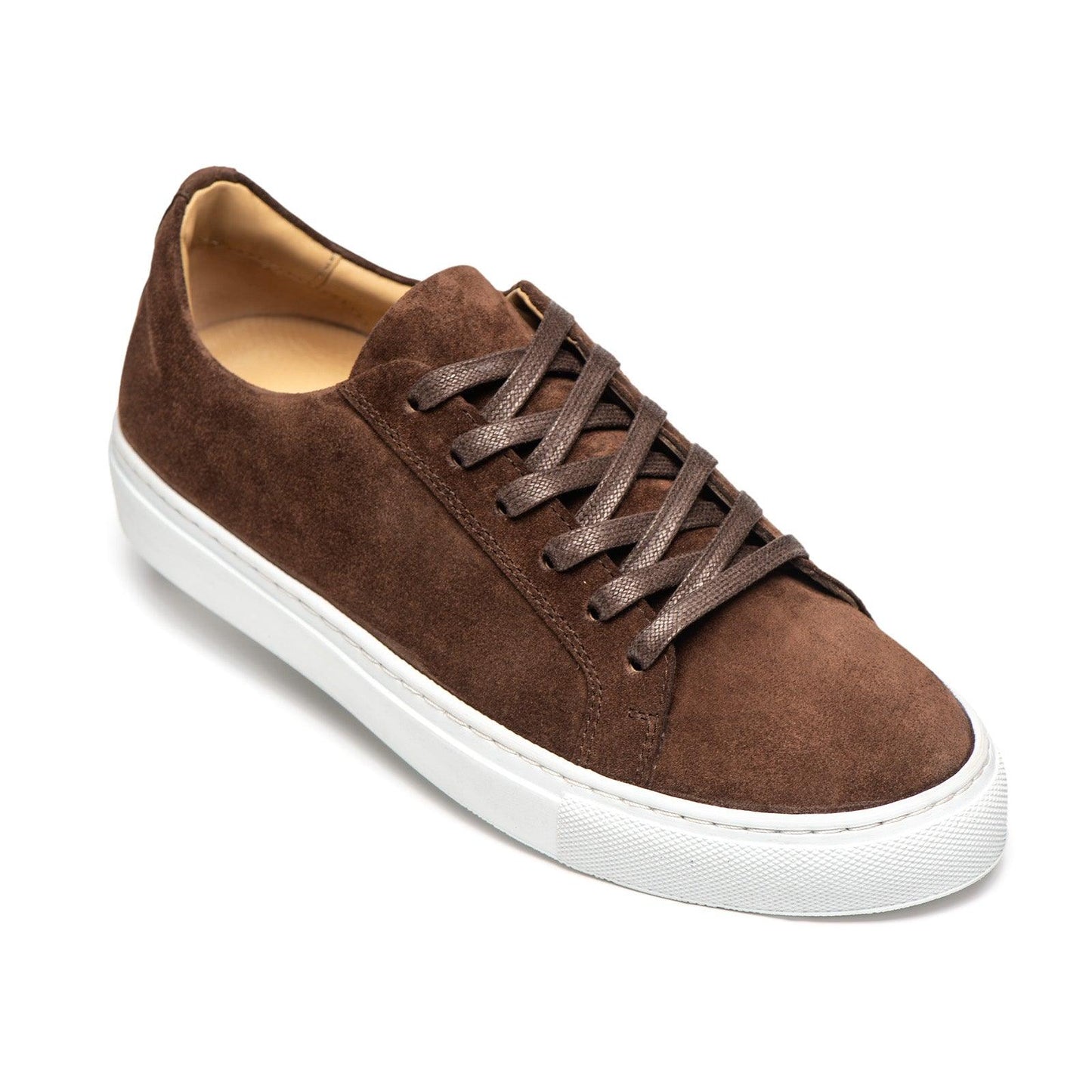 Sneakers en daim brun artisanale